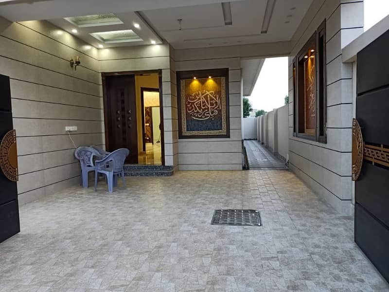 10 Marla house for rent available in Lake City Housing Society Lahore 4