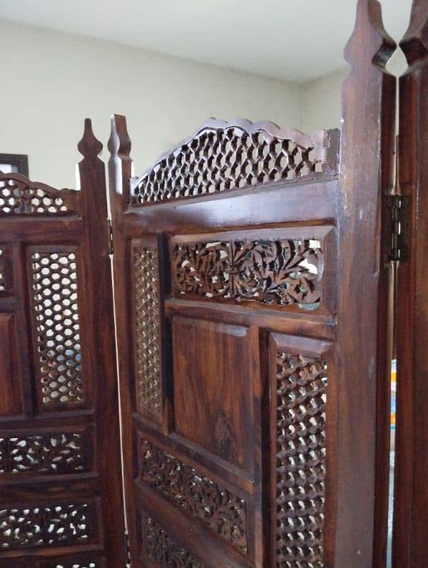 Chinioti Wooden Partition in A1 Condition 2