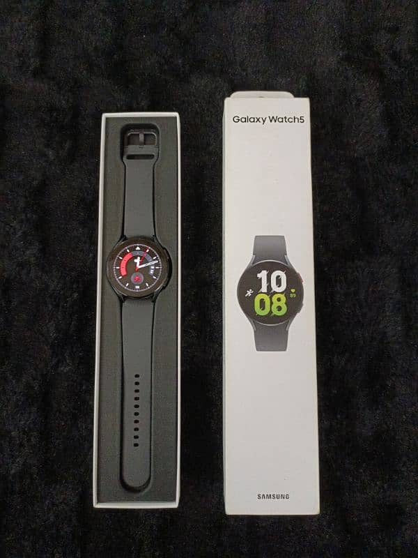 Galaxy watch 5 44mm Graphite Color 1