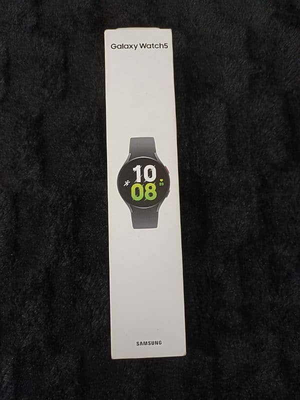 Galaxy watch 5 44mm Graphite Color 3