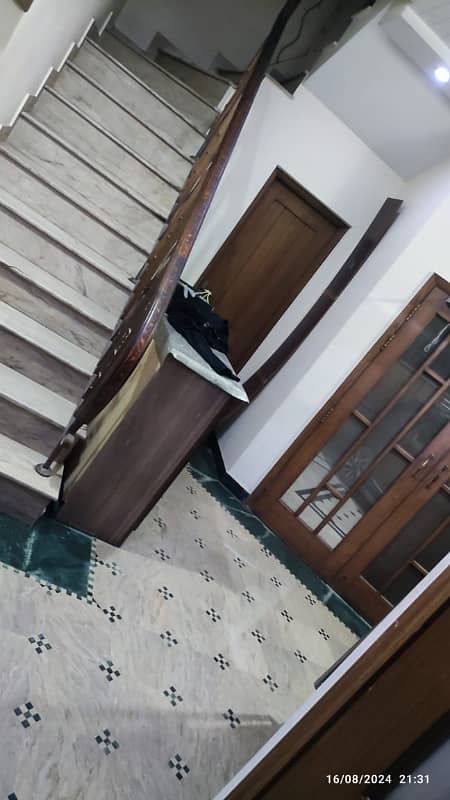 Furnished Lower Portion Available For Rent In Samanabad N Block 2