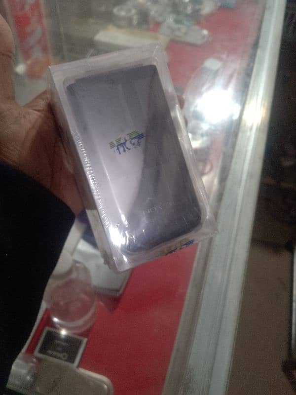 Nokia 2720flip dual sim box pack pta prove 3