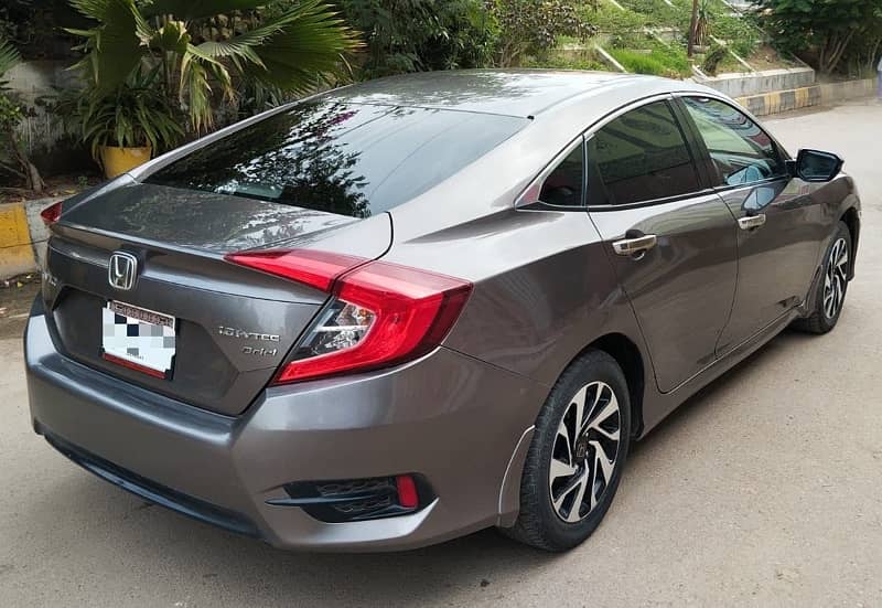 Honda Civic VTi Oriel Prosmatec 2018 5