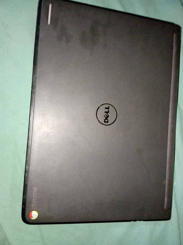 Dell ke Chromebook ha 4 g ram 16 gb memory ha bilkul ok speaker 1