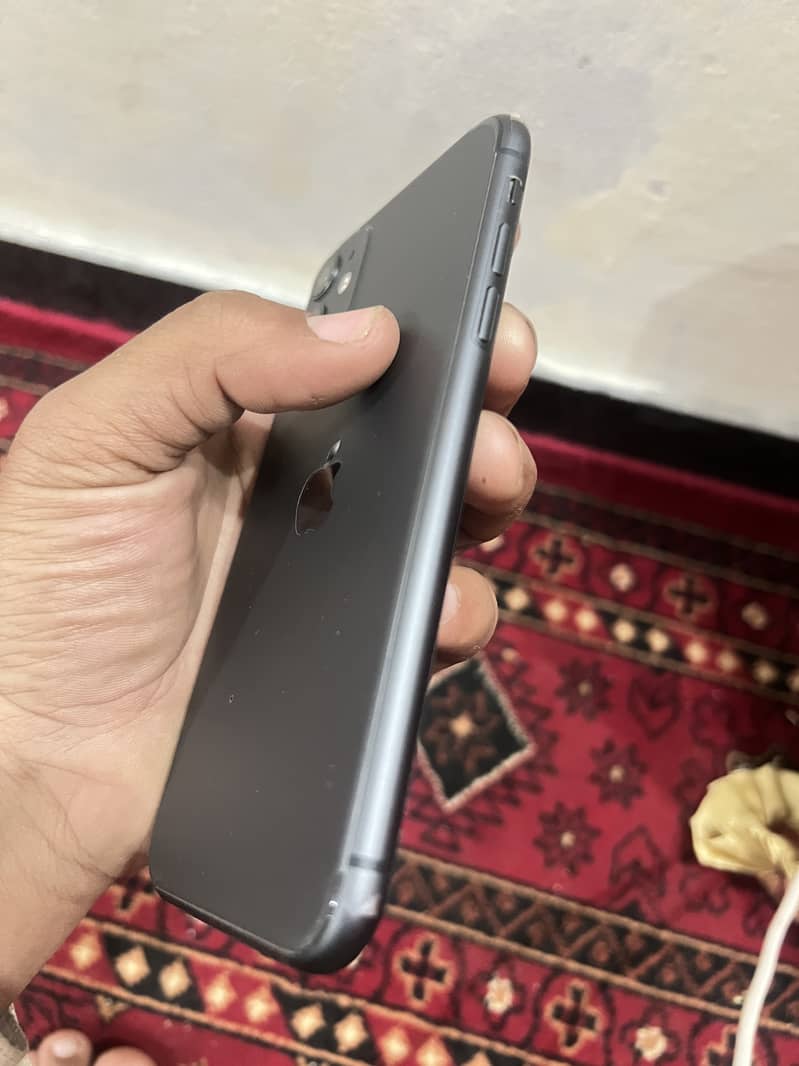 iphone 11 New condition 10/10 3