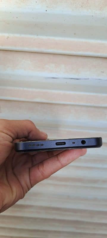 Realme c51 4/128 10/9 condition 2