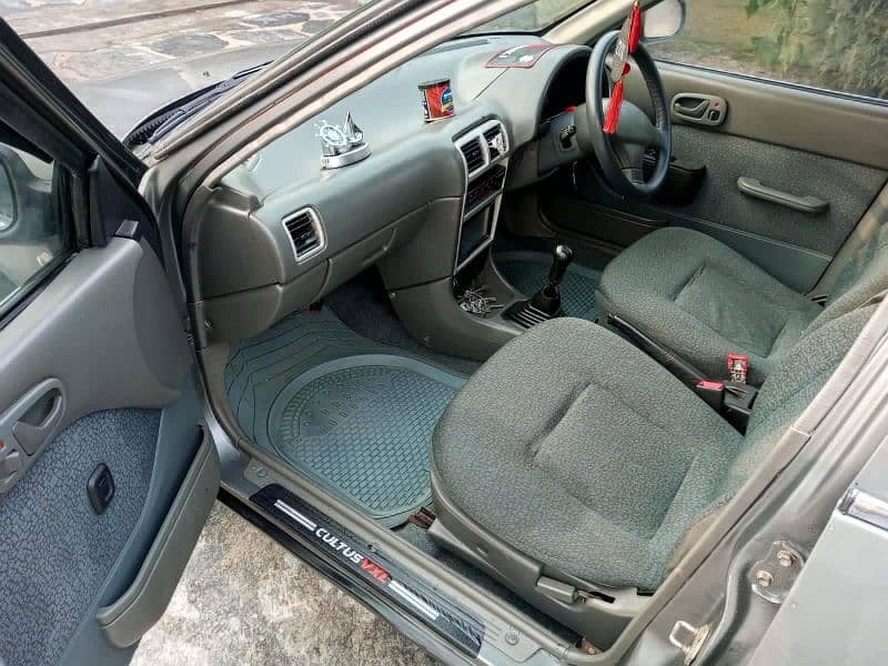 2009 cultus VXL Efi ( power window/steering) in original condition. 11