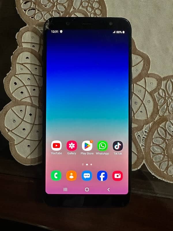 Samsung Galaxy A6+ 0