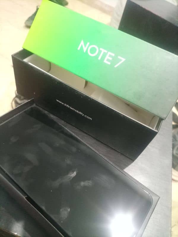 Infinix note 7 6/128 3