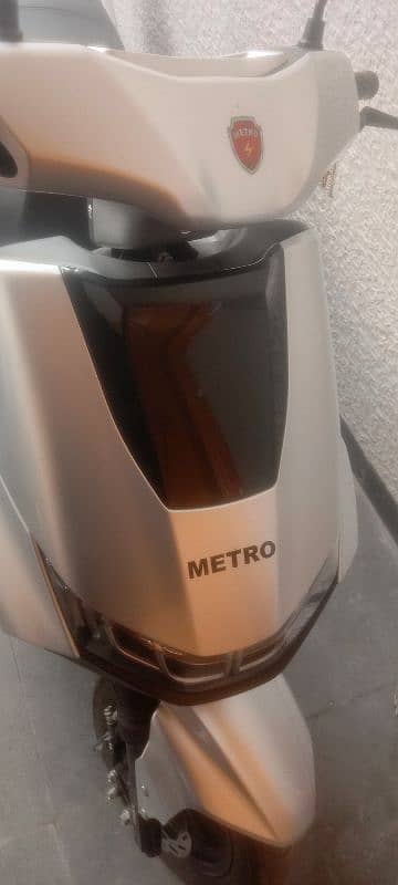 metro t9 yadea 900km use