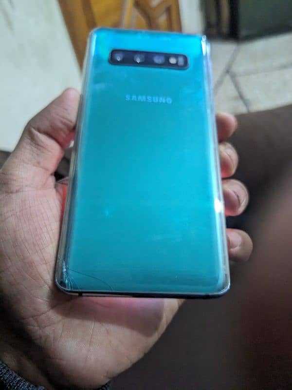 Samsung s10 12