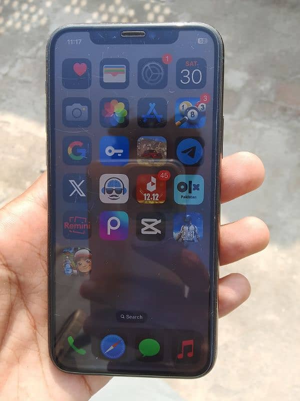 iPhone 11 pro factory unlocked 64 gb 1