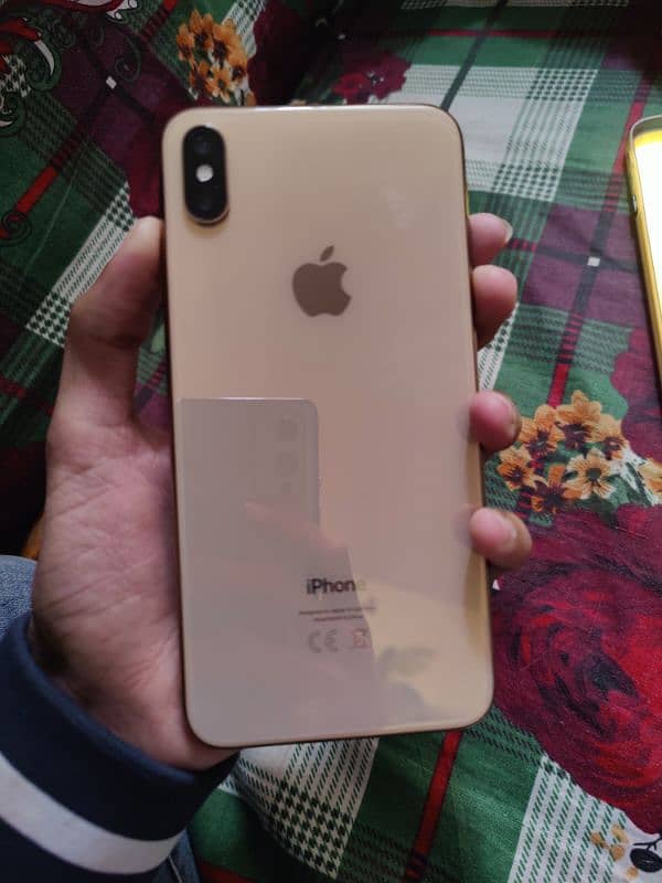 iPhone xs max 64 gb 4