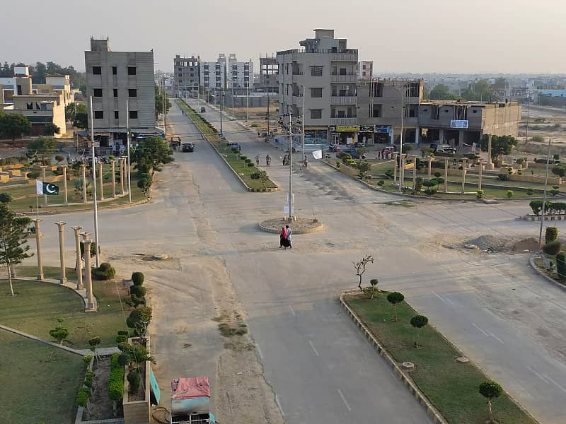 200 Square Yards Plot For Sale In Falaknaz Dreams 7