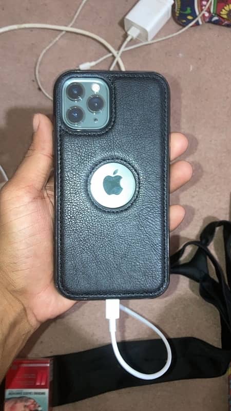 iPhone 11 Pro 1