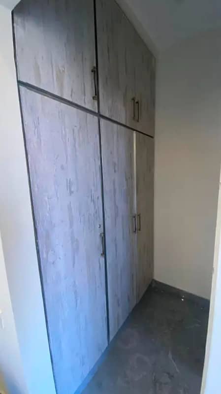 5 Marla Corner Upper Portion Room For Rent Near Wapda Town Lahore. 3