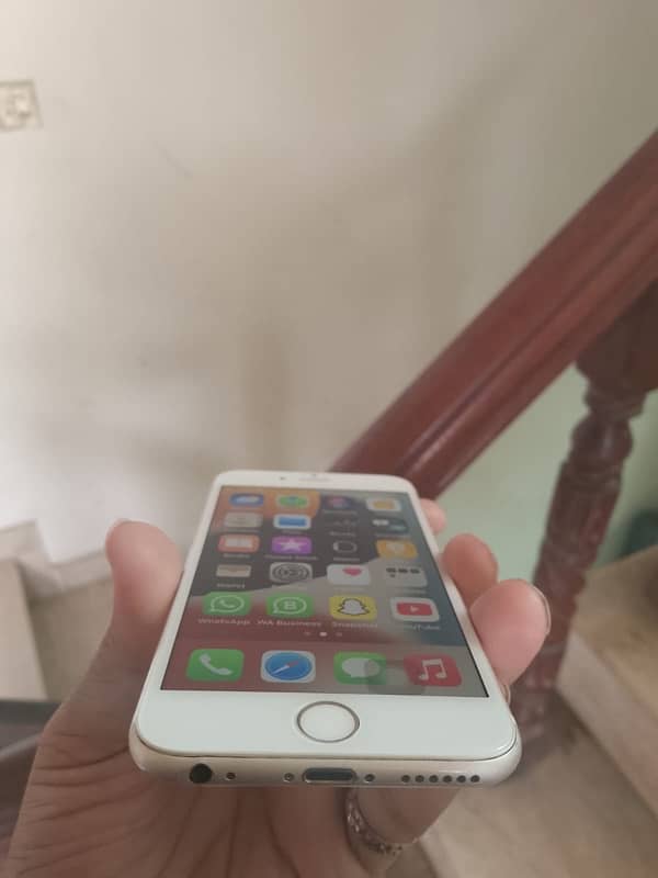 I phone 6s 16gb pta approved Read add plz 6