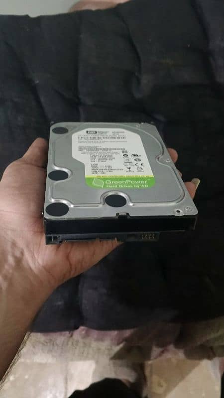 Hard Drive  2tb 0