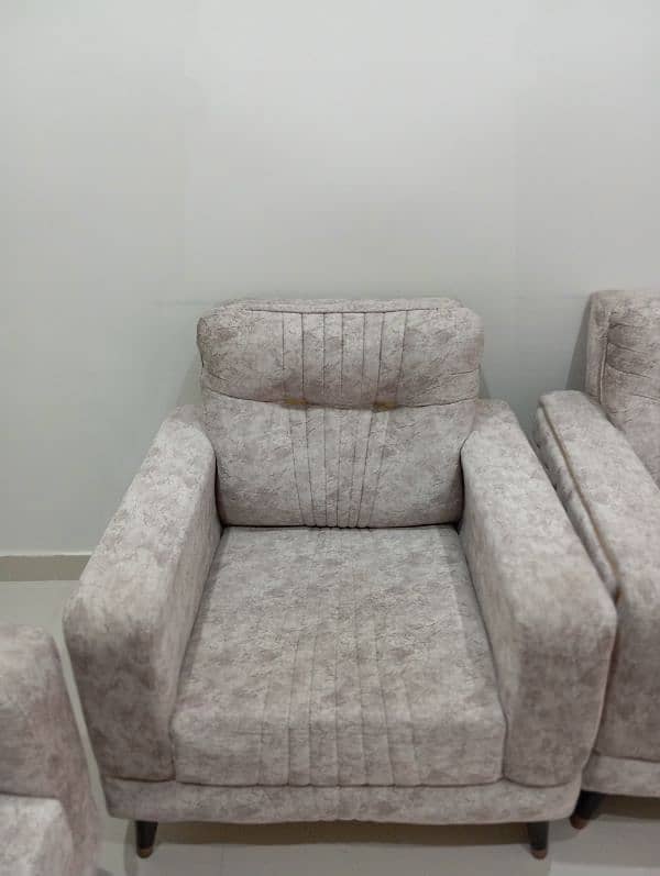 Four Seat Sofa Set for sale on urgent basis 7