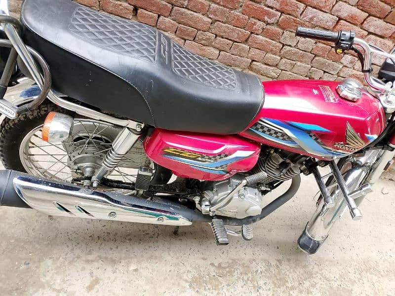 Honda 125 2024 5