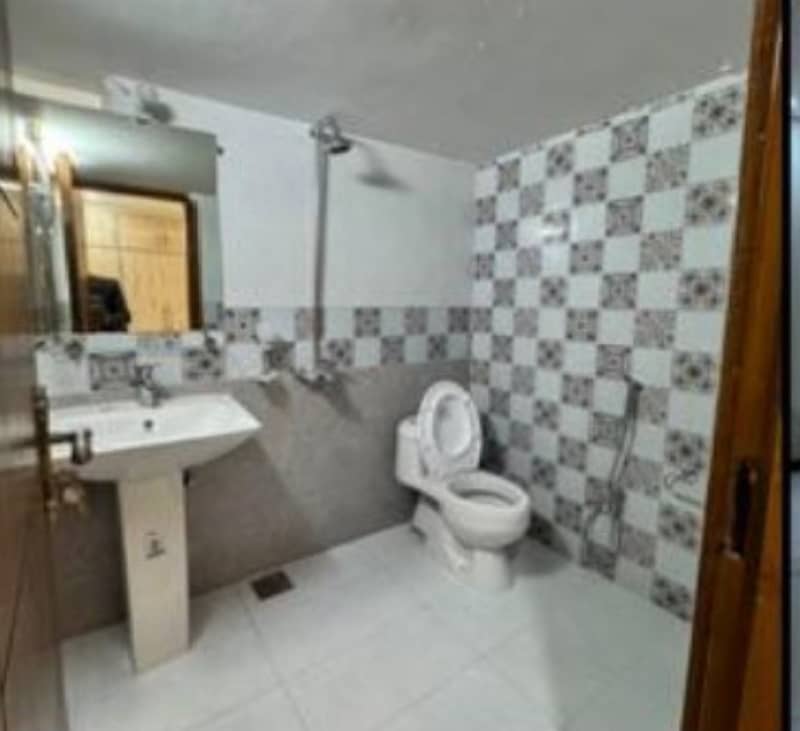 G-11/4 PHA C-Type Fully Renovated Flat For Sale 5