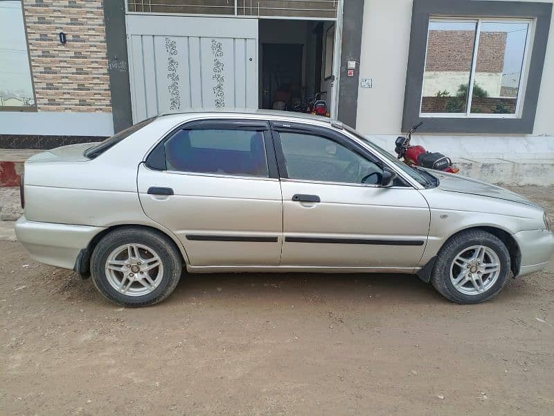 Suzuki Baleno 2005 10