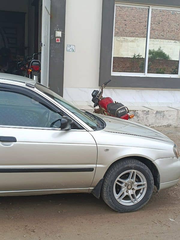 Suzuki Baleno 2005 12