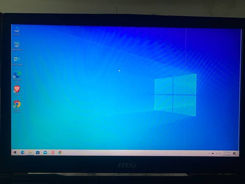 MSI GE73VR 7RF Gaming laptop 4