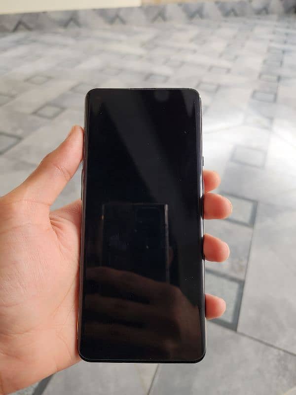 Oneplus 9 pro 12gb Ram 256 Gb Rom VVIP pta approved 3