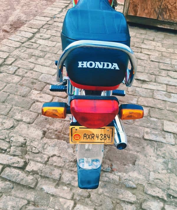 Honda CD70 2024 All Punjab Number Lush Condition 4