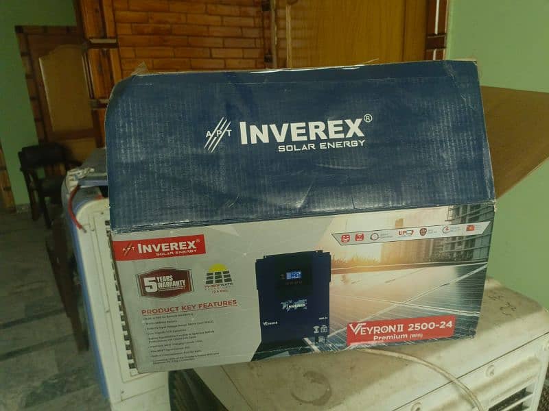 brand new 30 days uses 2.5 hybrid interest inverter with 2 big battery 7