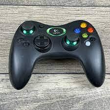 Xbox Controllers ok condition contact 03201528006 or 03704826291 1