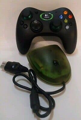 Xbox Controllers ok condition contact 03201528006 or 03704826291 2