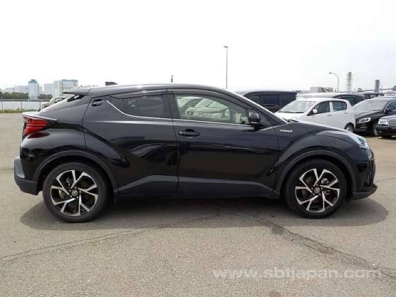 Toyota C-HR 2019 New Shape 3