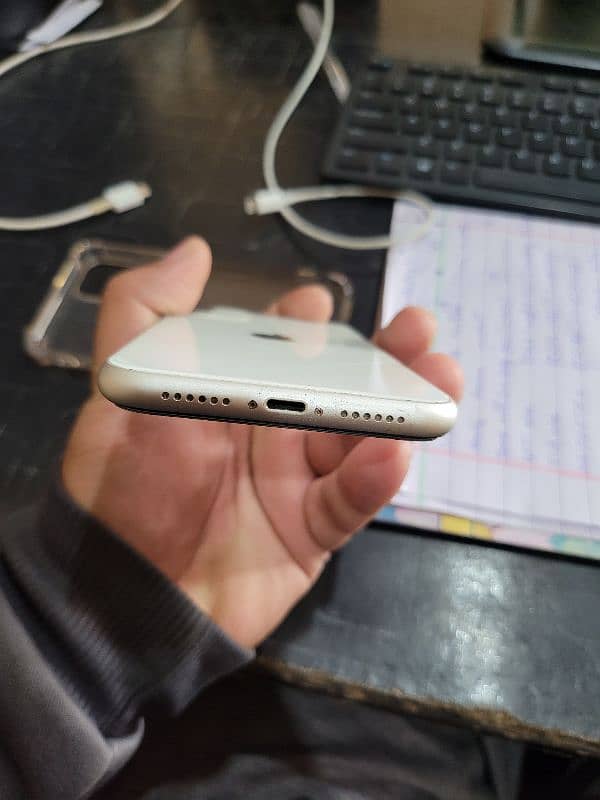 IPhone 11 Dual Pta approved 3