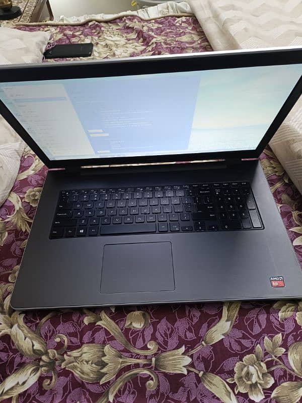 dell Inspiron 5755, 7th gen, 4 gb ram, 320 gb hdd , 17 inch 1