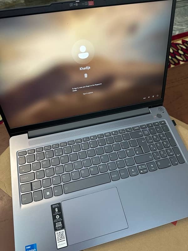 Lenovo Ideapad Slim 3 15IRH8 | i5 13 Gen 8