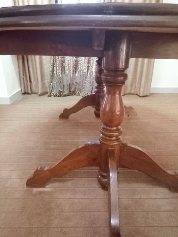 Dining Table for sale,Good Condition 2