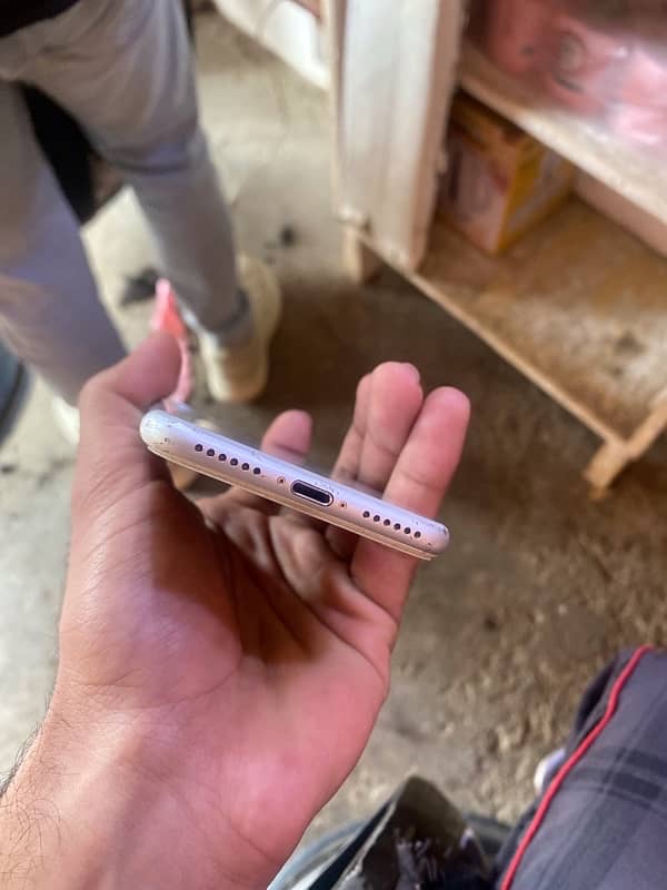 iphone 7 256 gb pta 4