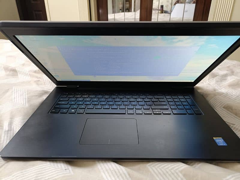 dell Inspiron 5748 , 4th gen, 4 gb ram, 320 gb hdd 17 inch 2