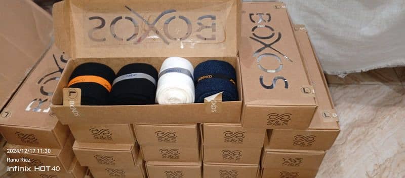 New Men Socks Gift Box 4 pices vip Qulity 4