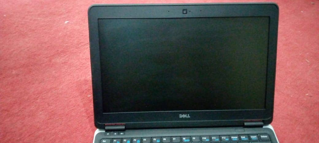 Dell e7240 4