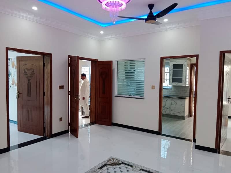 Affordable Upper Portion For rent In Central Park Housing Scheme 0