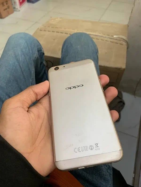 oppo f1s 4/64 only whtsapp 03201297374 1