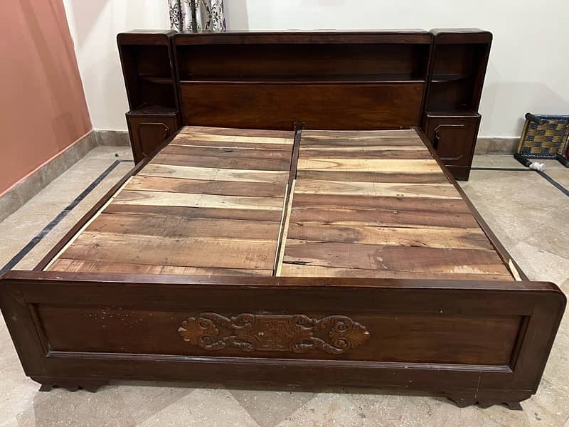 wooden bed strong wood 2