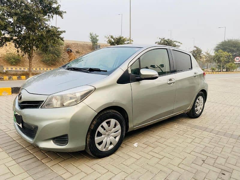 Toyota Vitz 2013 1