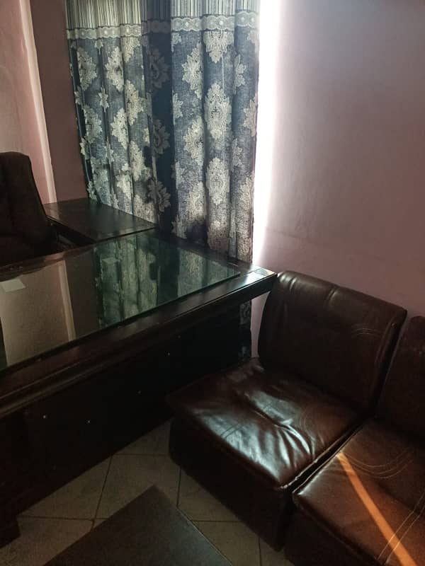 3rd Floor Flat Furnished for office or Betulars etc. 3