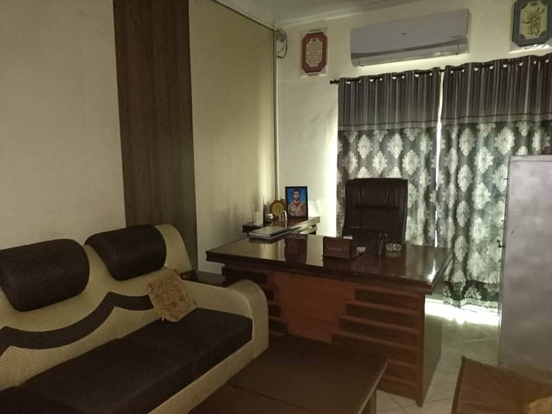 3rd Floor Flat Furnished for office or Betulars etc. 5