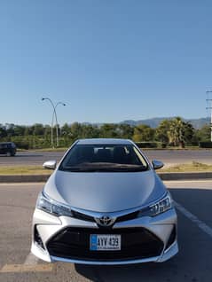 Neat and clean Toyota corolla