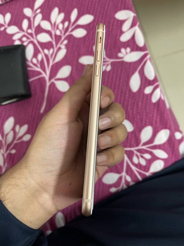 iPhone 8 plus Gold 64 GBPTA APPROVED 2